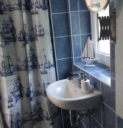 Topart Apartman And