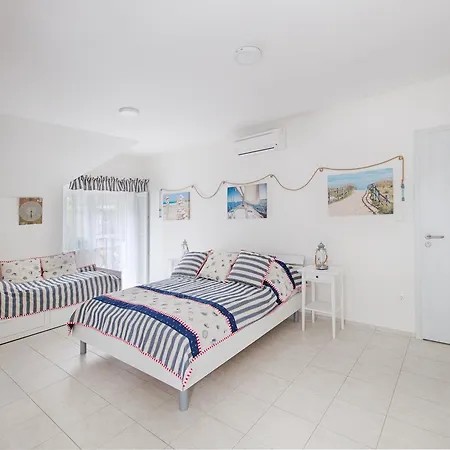 Nyaraló Topart Apartman And Balatonfenyves